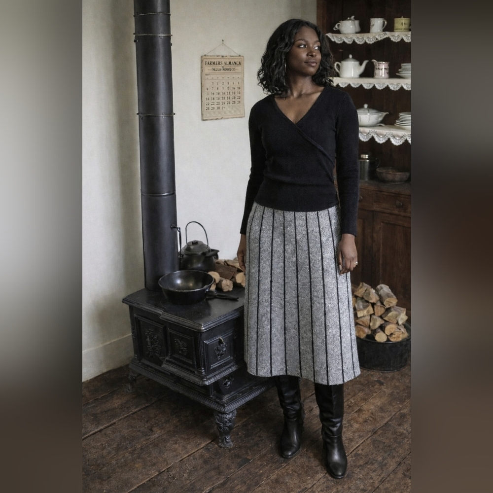 GENOA by Brenda Lim Gray Midi Knit Stretch Skirt: M + KILIG Black Sweater: M